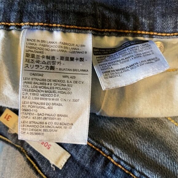 Levi's Patchwork Upcycled Cutoff Shorts W31 - Picture 15 of 16